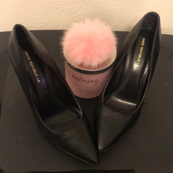 Heels - Picture 1 of 3